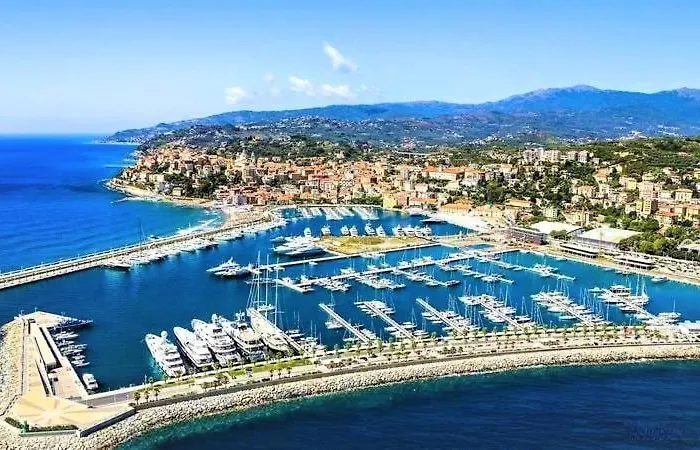 Διαμέρισμα 5 Mins From And 1 Min From Center - Porto Imperia