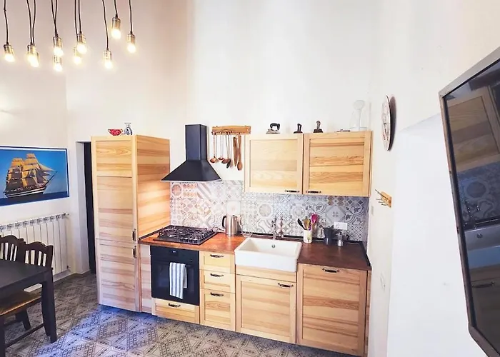 5 Mins From And 1 Min From Center - Porto * Imperia