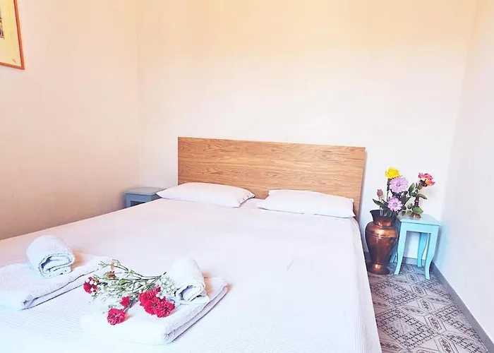 5 Mins From And 1 Min From Center - Porto Διαμέρισμα Imperia